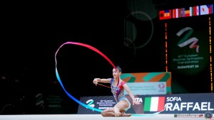 raffaeli sofia ita sfe03336 copia simone ferraro ph